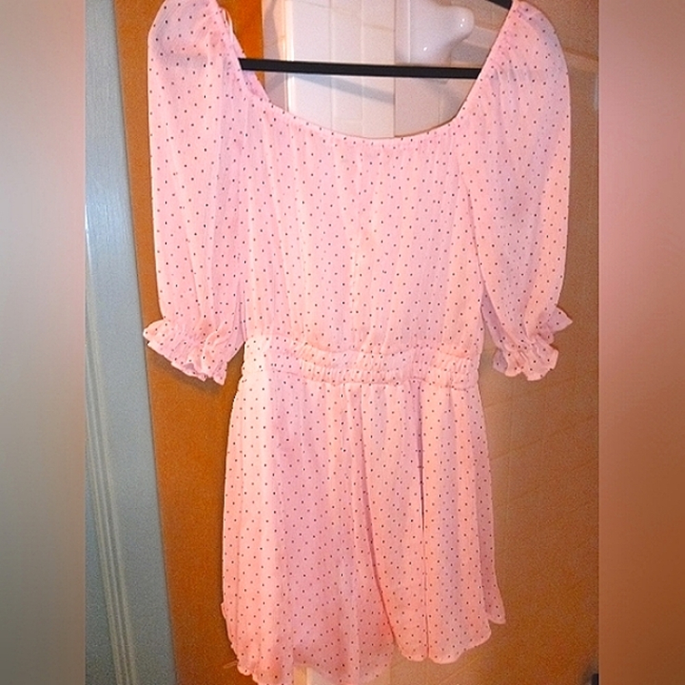 💕 Sweetheart polka dot pink romper